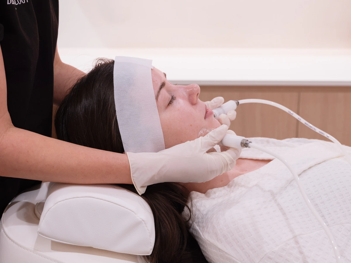 Candela Glacē Facial